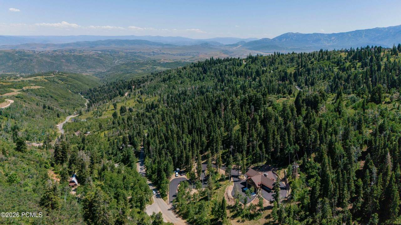 https://bt-photos.global.ssl.fastly.net/parkcity/1280_boomver_1_12601062-2.jpg