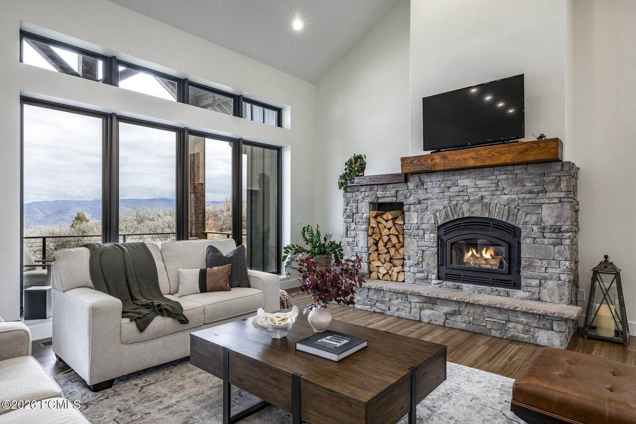 https://bt-photos.global.ssl.fastly.net/parkcity/1280_boomver_1_12601096-2.jpg