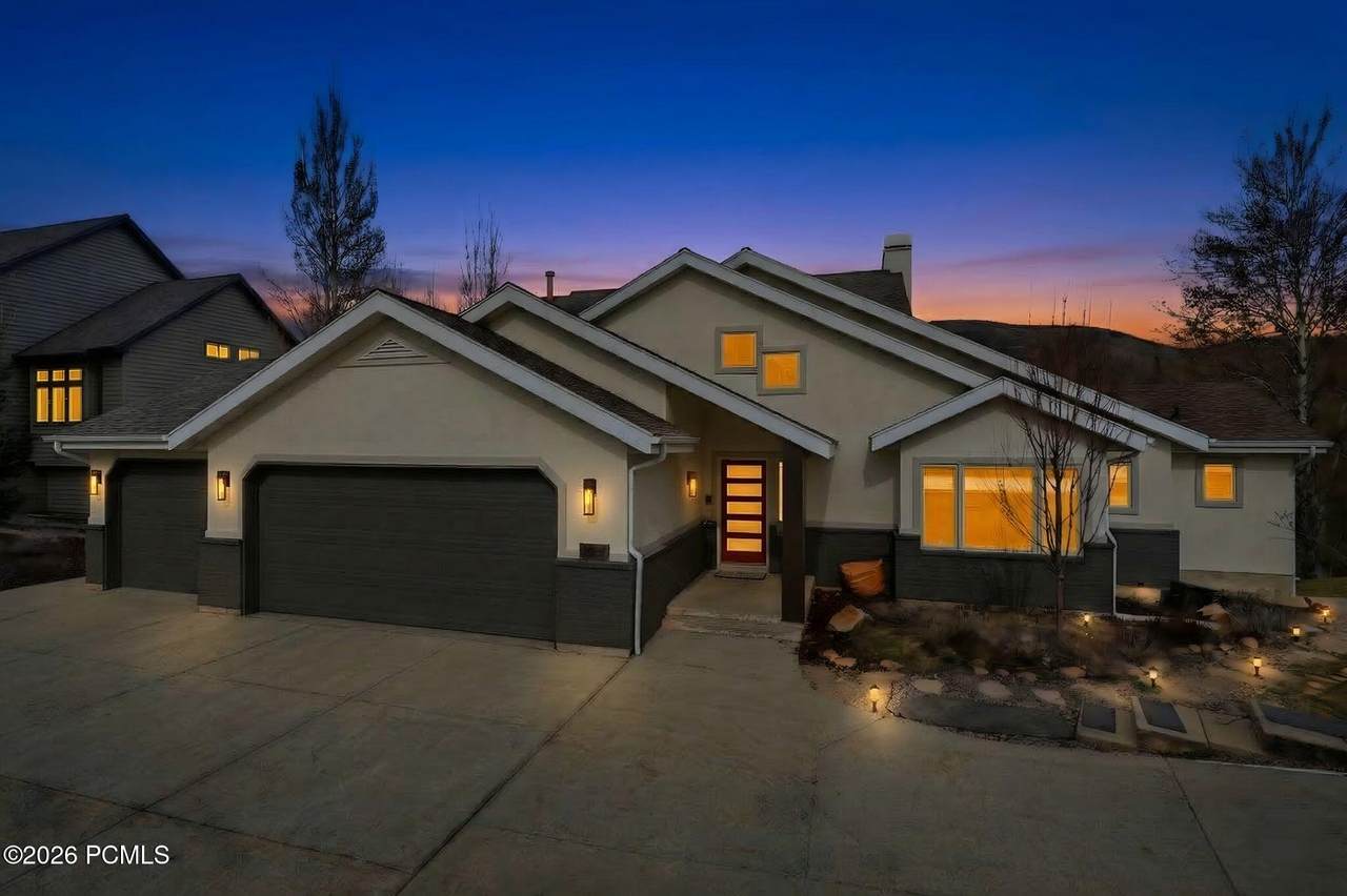 3670 Lariat Road - Photo 1