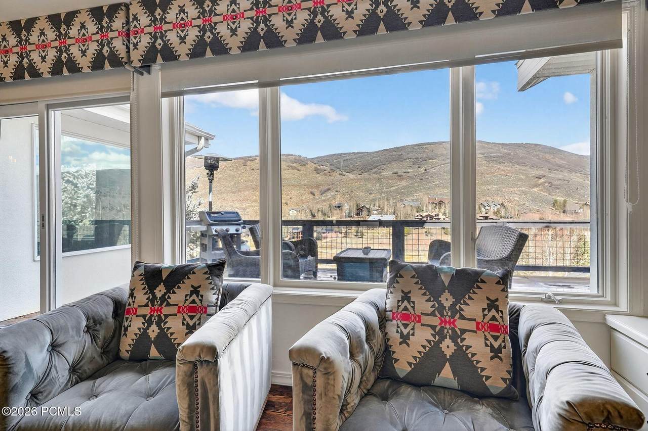 https://bt-photos.global.ssl.fastly.net/parkcity/1280_boomver_1_12601107-2.jpg