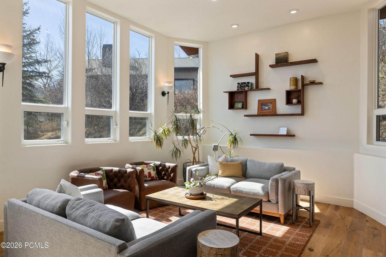 https://bt-photos.global.ssl.fastly.net/parkcity/1280_boomver_1_12601120-2.jpg
