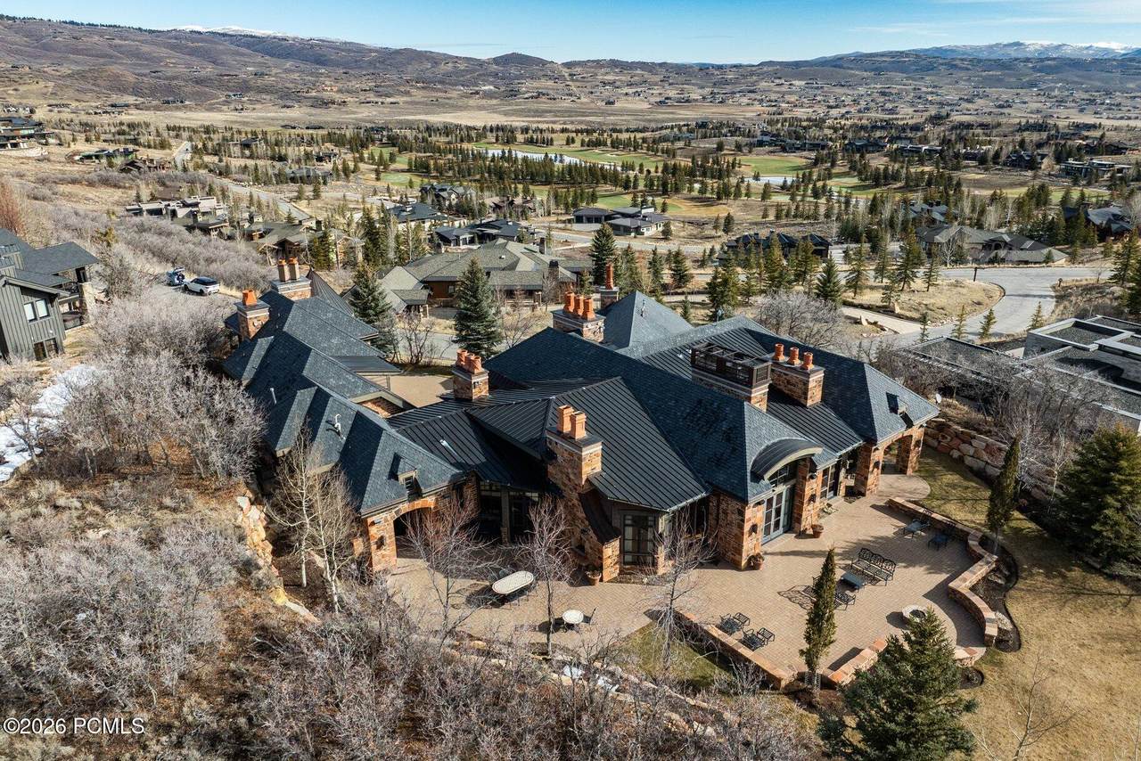 https://bt-photos.global.ssl.fastly.net/parkcity/1280_boomver_1_12601140-2.jpg