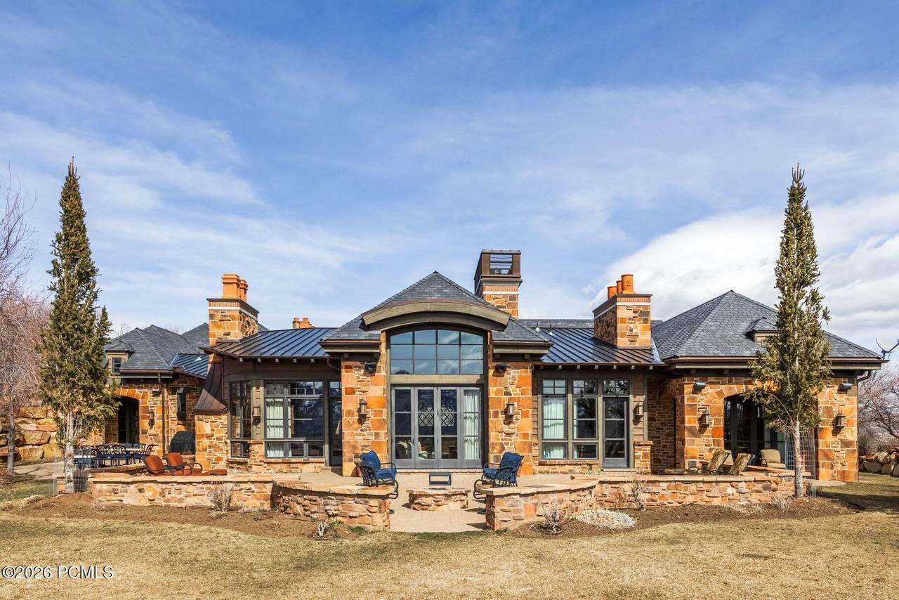 https://bt-photos.global.ssl.fastly.net/parkcity/1280_boomver_1_12601140-2.jpg