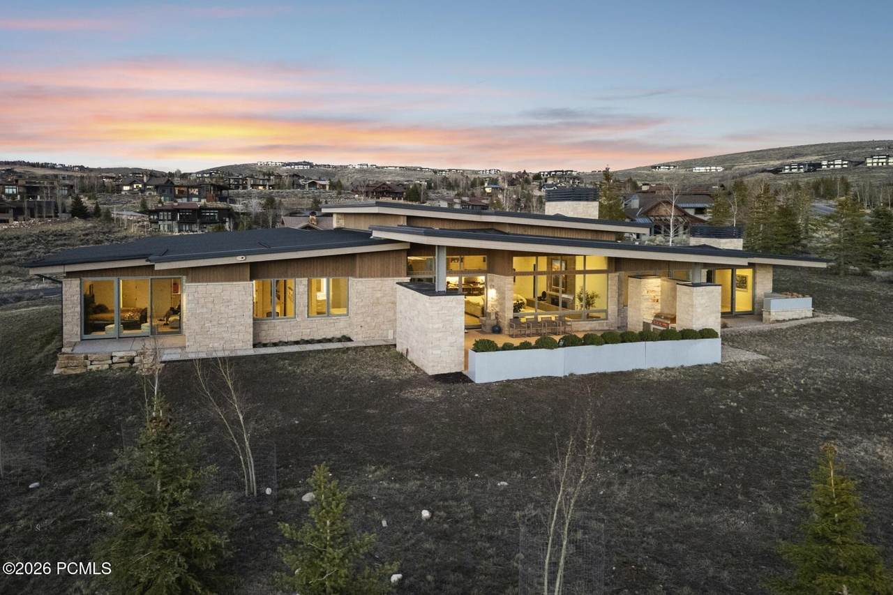https://bt-photos.global.ssl.fastly.net/parkcity/1280_boomver_1_12601142-2.jpg