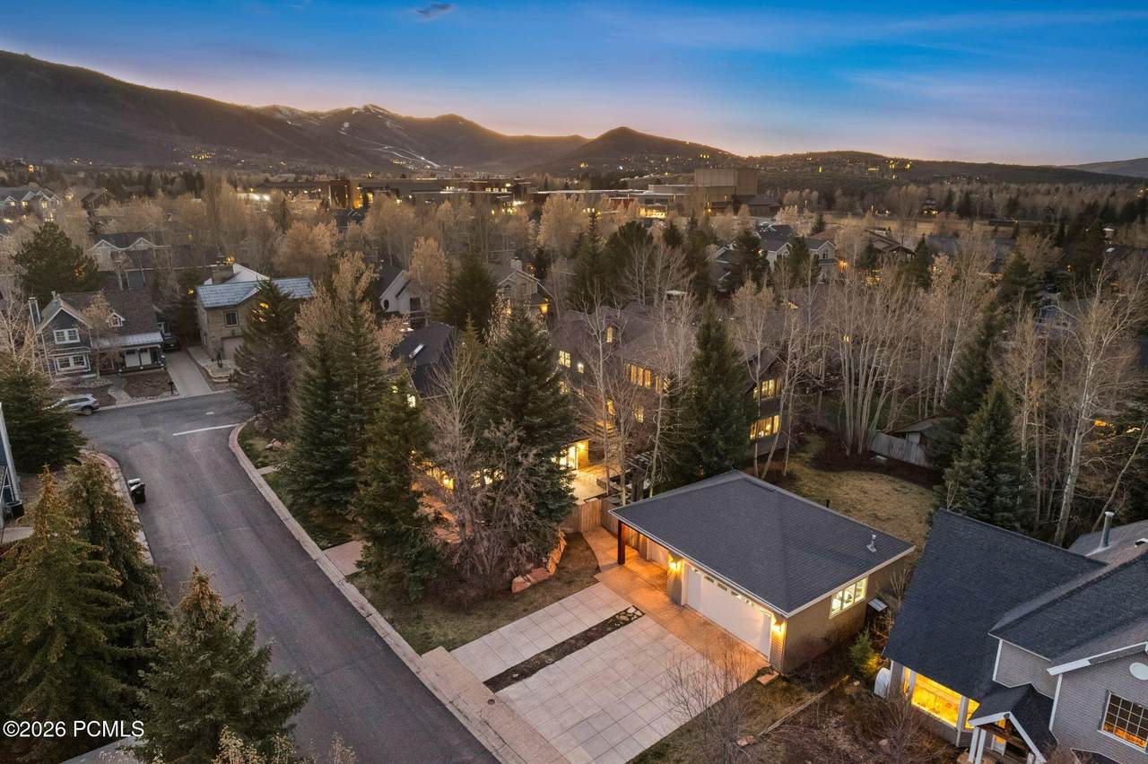 https://bt-photos.global.ssl.fastly.net/parkcity/1280_boomver_1_12601164-2.jpg