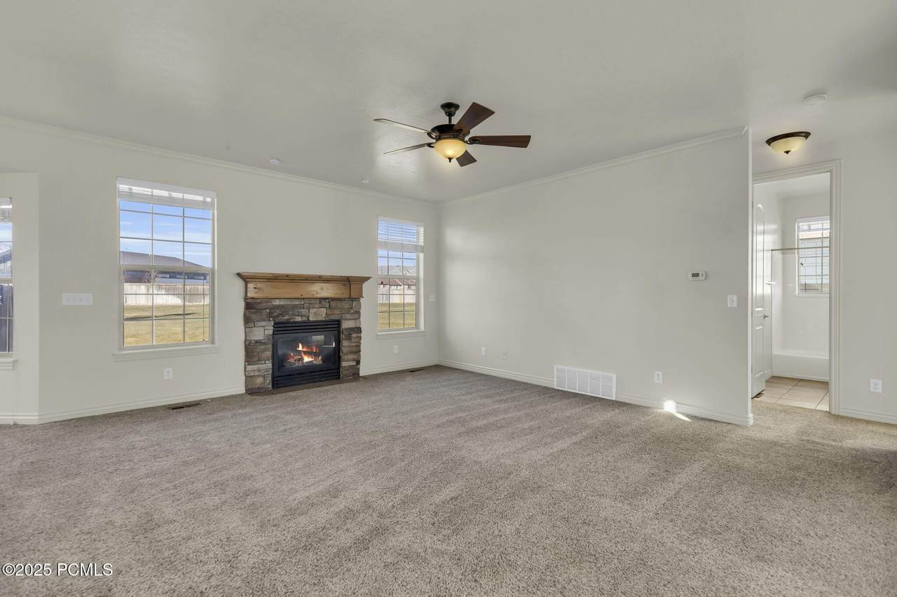 https://bt-photos.global.ssl.fastly.net/parkcity/1280_boomver_1_12601176-2.jpg