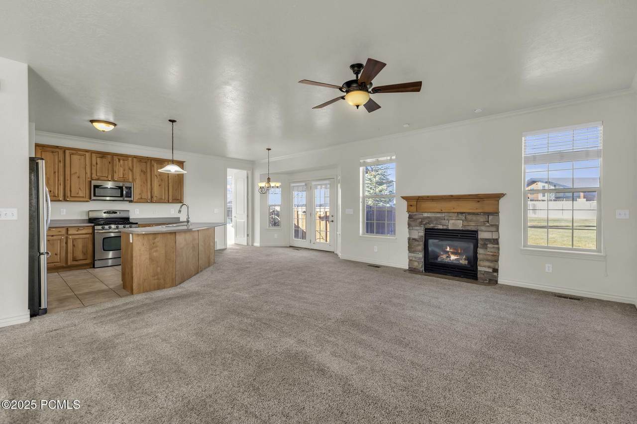 https://bt-photos.global.ssl.fastly.net/parkcity/1280_boomver_1_12601176-2.jpg