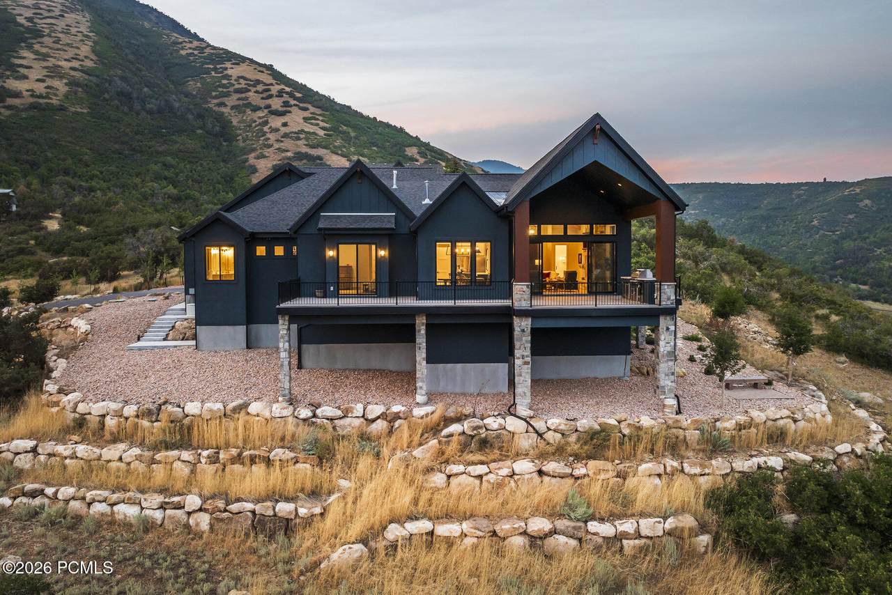 https://bt-photos.global.ssl.fastly.net/parkcity/1280_boomver_1_12601178-2.jpg