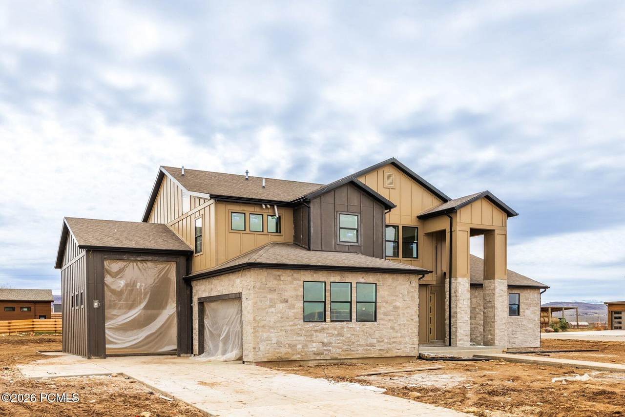 740 Lazy Way - Photo 1