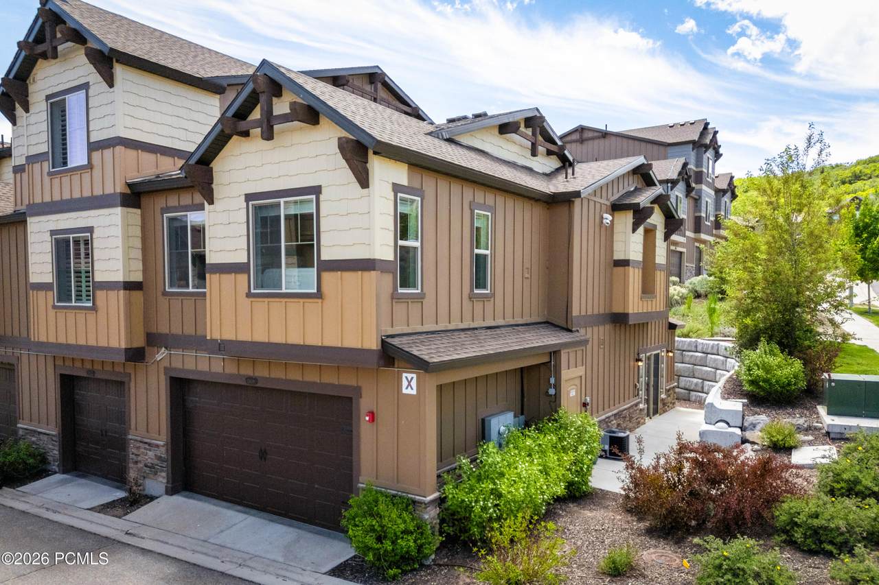https://bt-photos.global.ssl.fastly.net/parkcity/1280_boomver_1_12601214-2.jpg