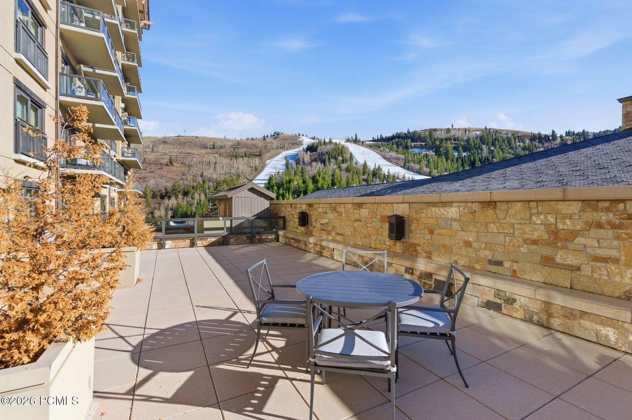 https://bt-photos.global.ssl.fastly.net/parkcity/1280_boomver_1_12601234-2.jpg