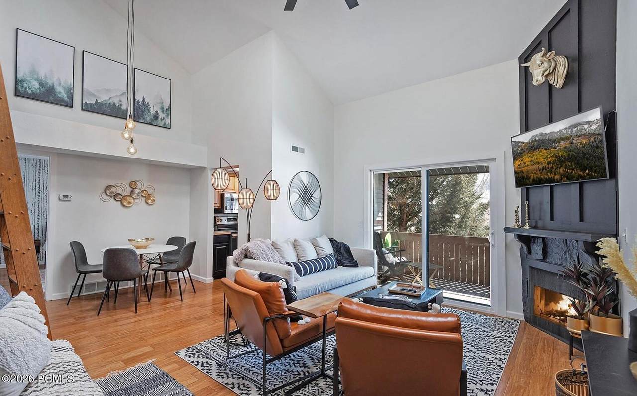 6861 2200 West - Photo 1