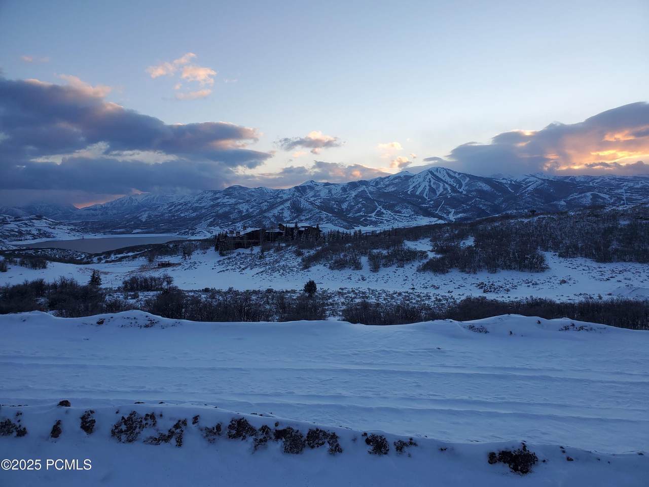 https://bt-photos.global.ssl.fastly.net/parkcity/orig_boomver_1_12601287-2.jpg
