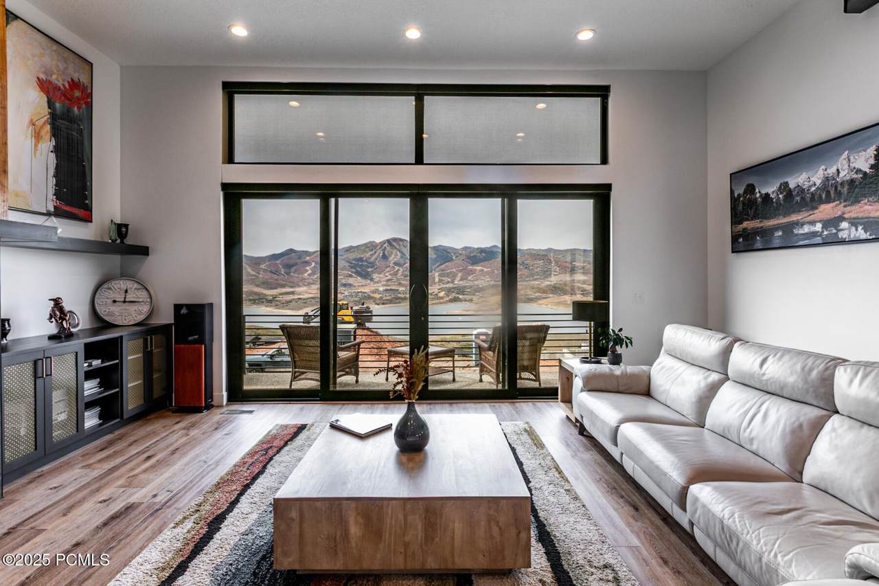 https://bt-photos.global.ssl.fastly.net/parkcity/1280_boomver_1_12601294-2.jpg