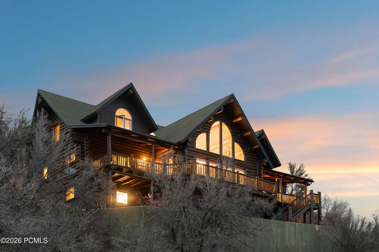 https://bt-photos.global.ssl.fastly.net/parkcity/1280_boomver_1_12601300-2.jpg