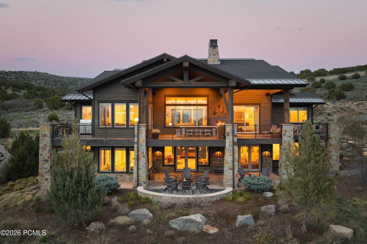 https://bt-photos.global.ssl.fastly.net/parkcity/1280_boomver_1_12601309-2.jpg