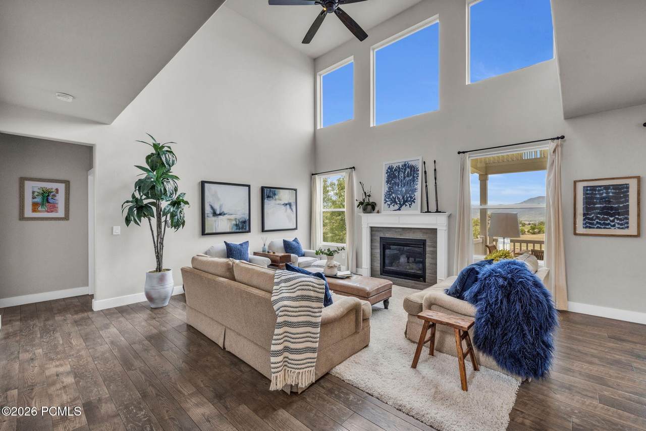 https://bt-photos.global.ssl.fastly.net/parkcity/1280_boomver_1_12601328-2.jpg