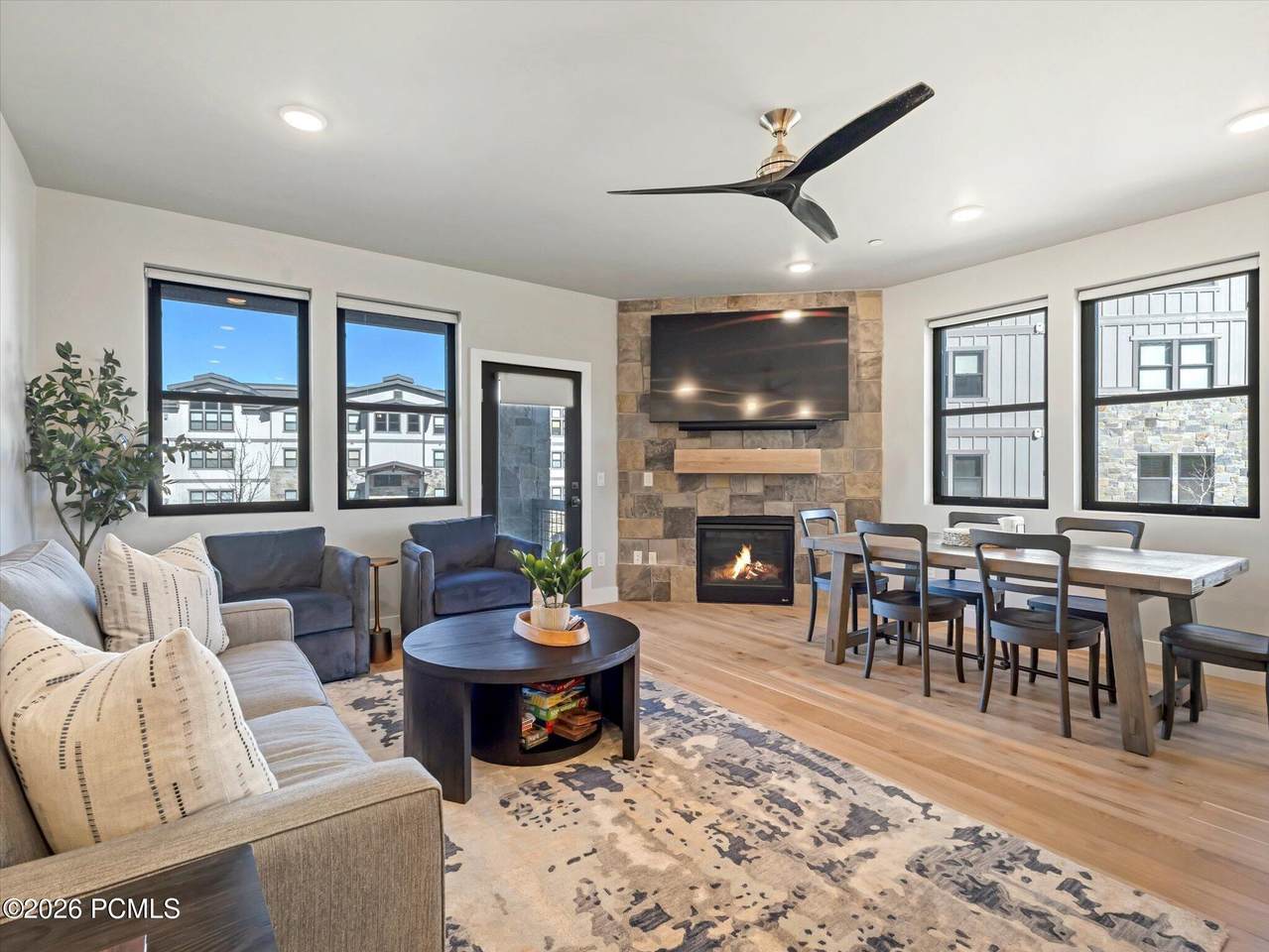 https://bt-photos.global.ssl.fastly.net/parkcity/1280_boomver_1_12601337-2.jpg