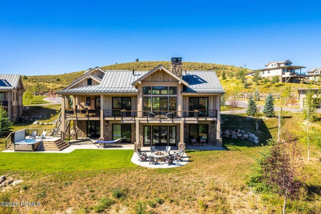 7485 Moon Light Drive - Photo 1