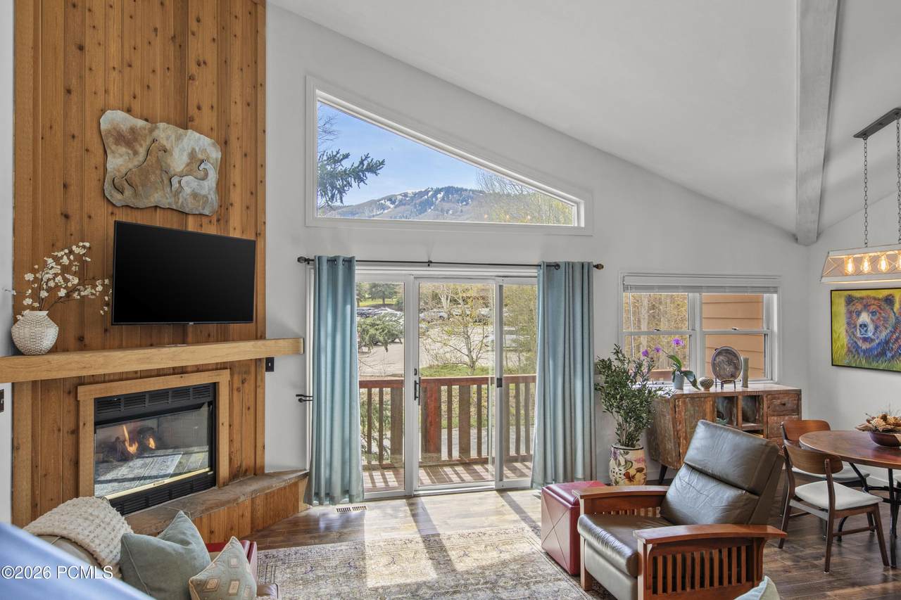https://bt-photos.global.ssl.fastly.net/parkcity/1280_boomver_1_12601433-2.jpg