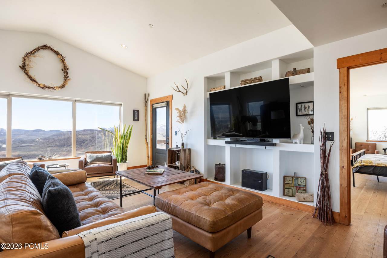 https://bt-photos.global.ssl.fastly.net/parkcity/1280_boomver_1_12601513-2.jpg