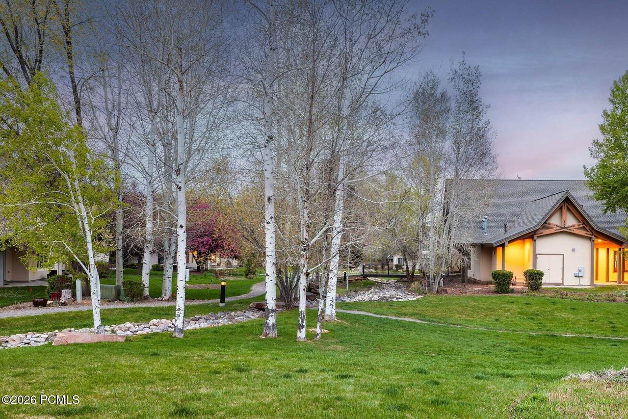 https://bt-photos.global.ssl.fastly.net/parkcity/1280_boomver_1_12601559-2.jpg