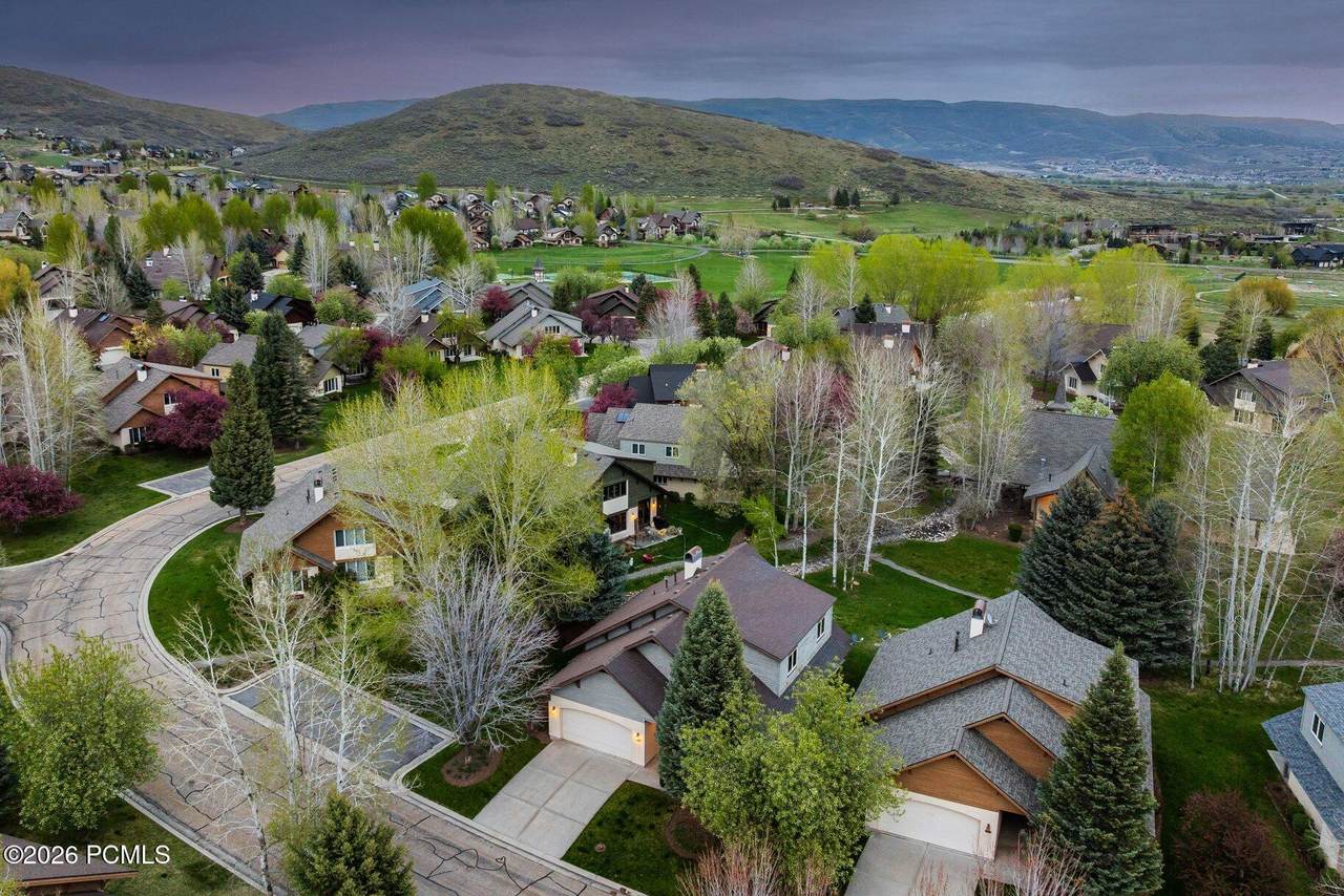 https://bt-photos.global.ssl.fastly.net/parkcity/1280_boomver_1_12601559-2.jpg