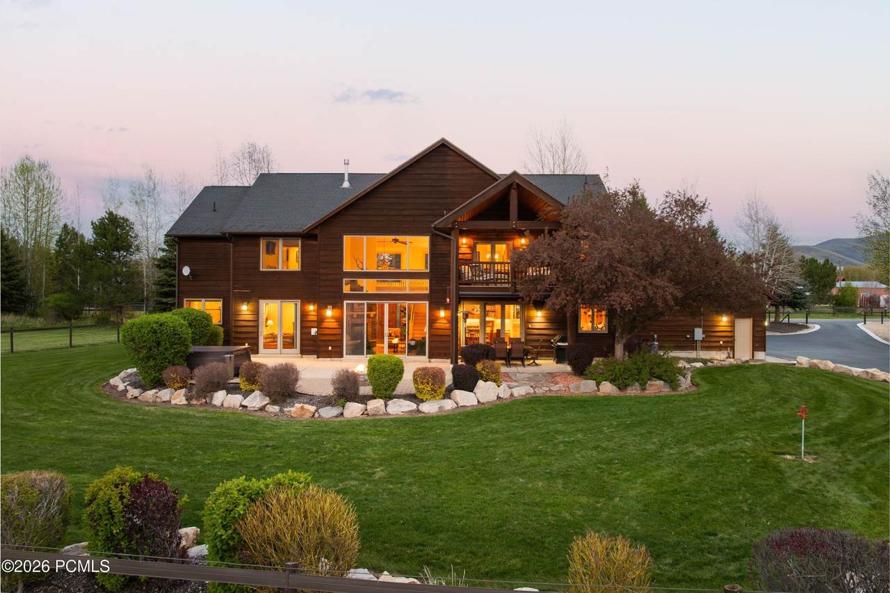 https://bt-photos.global.ssl.fastly.net/parkcity/1280_boomver_1_12601667-2.jpg