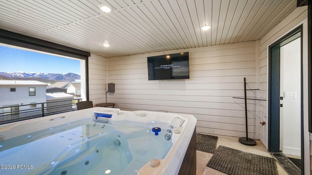 https://bt-photos.global.ssl.fastly.net/parkcity/1280_boomver_1_12601688-2.jpg