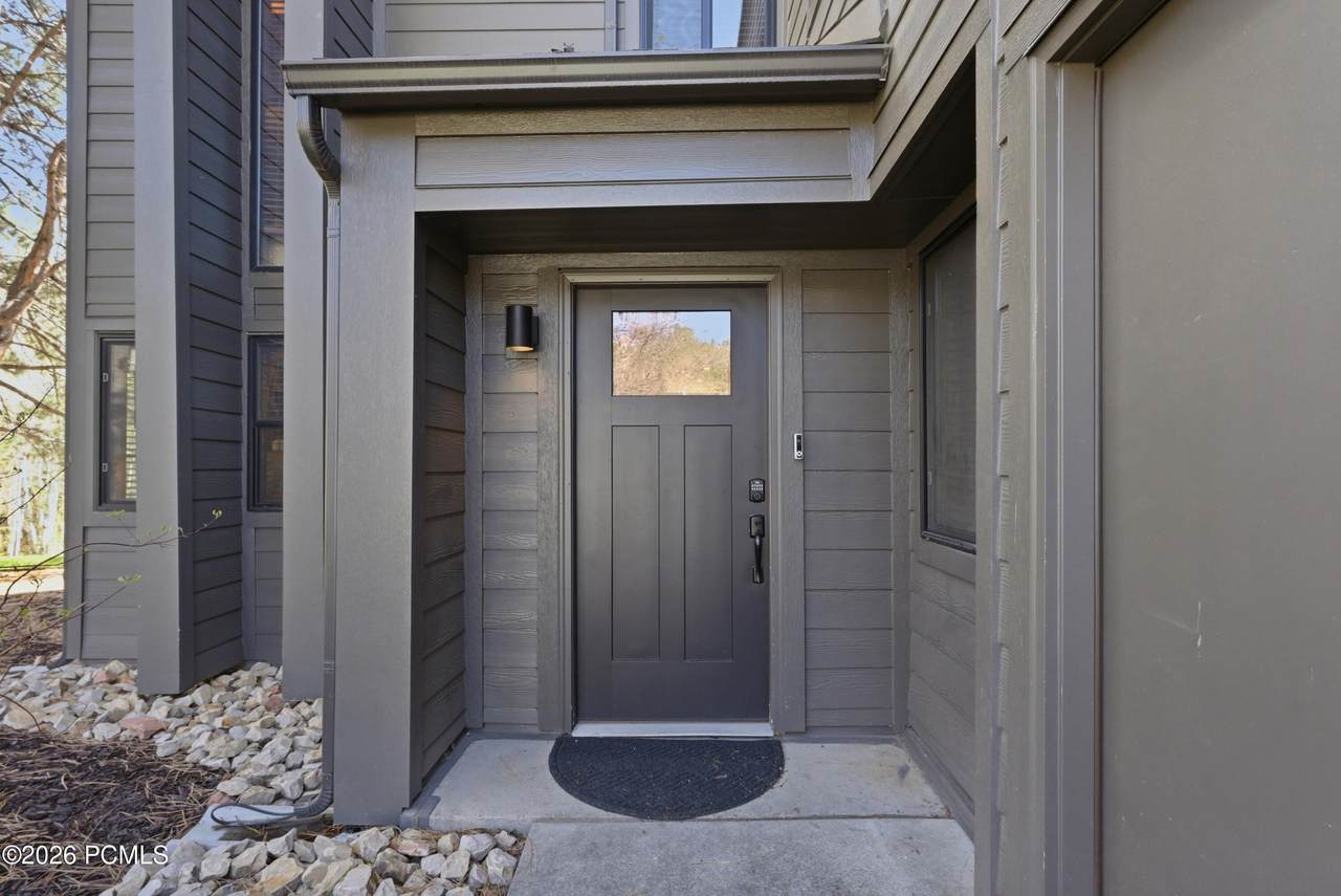 https://bt-photos.global.ssl.fastly.net/parkcity/1280_boomver_1_12601731-2.jpg