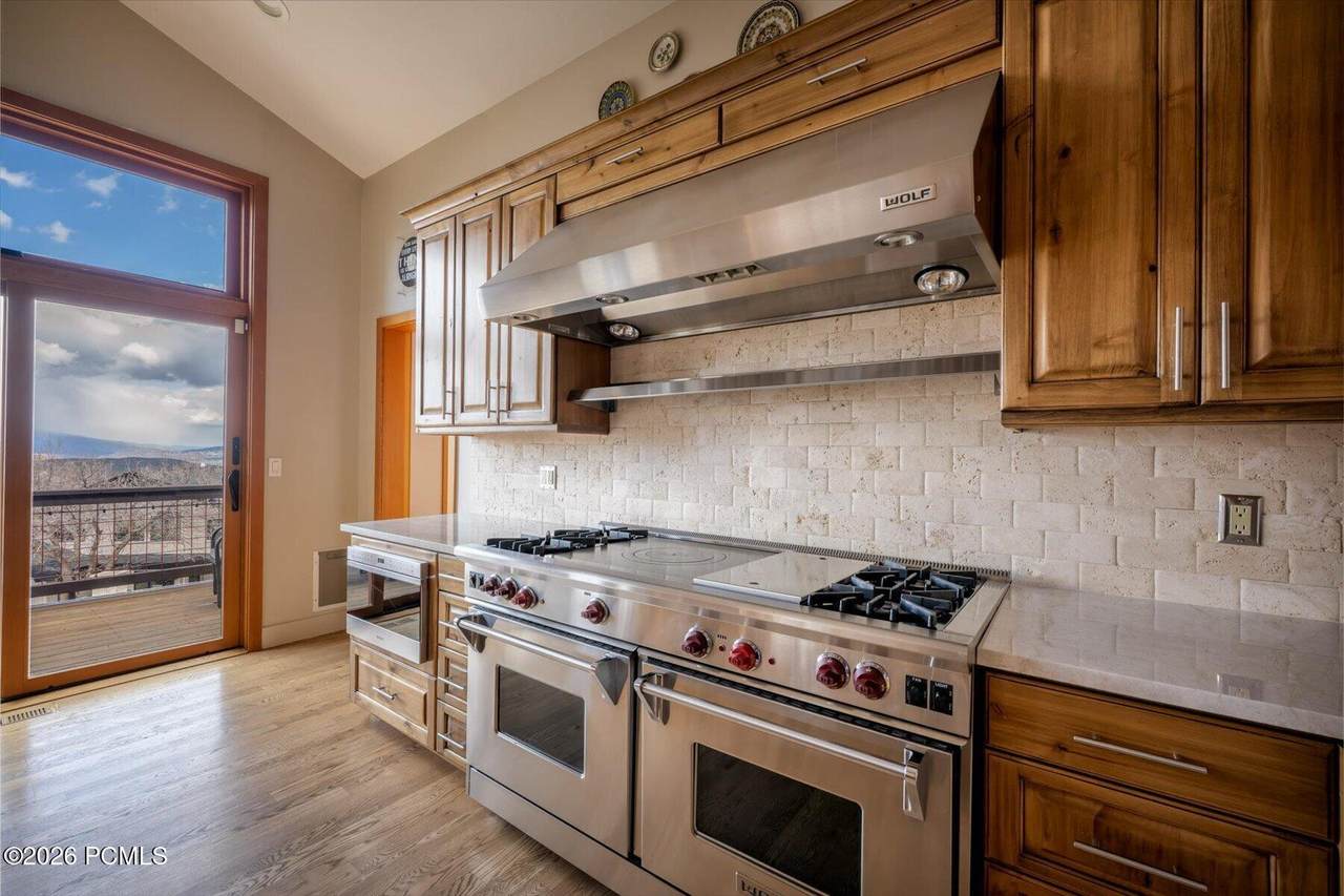 https://bt-photos.global.ssl.fastly.net/parkcity/1280_boomver_1_12601754-2.jpg