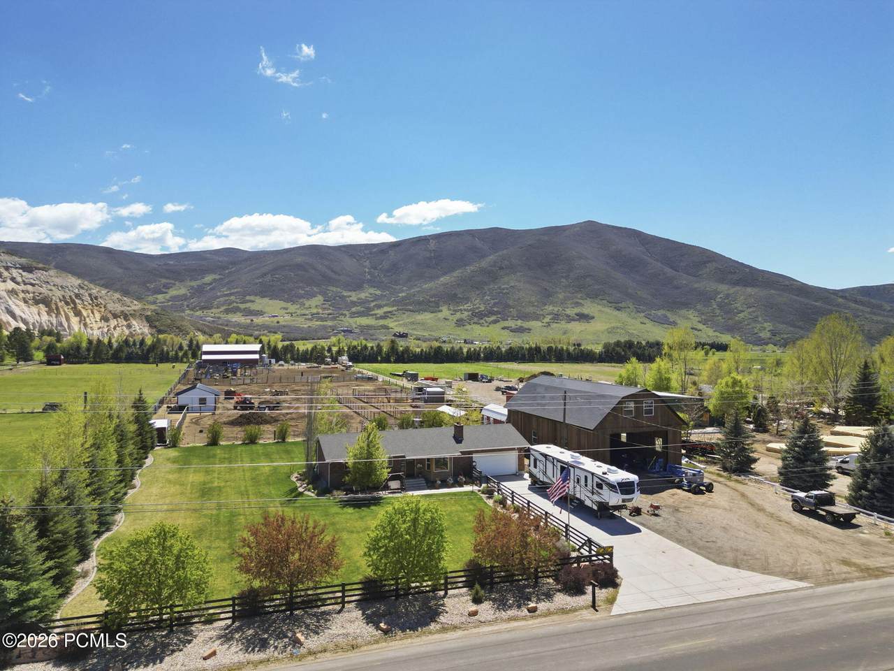 https://bt-photos.global.ssl.fastly.net/parkcity/1280_boomver_1_12601792-2.jpg