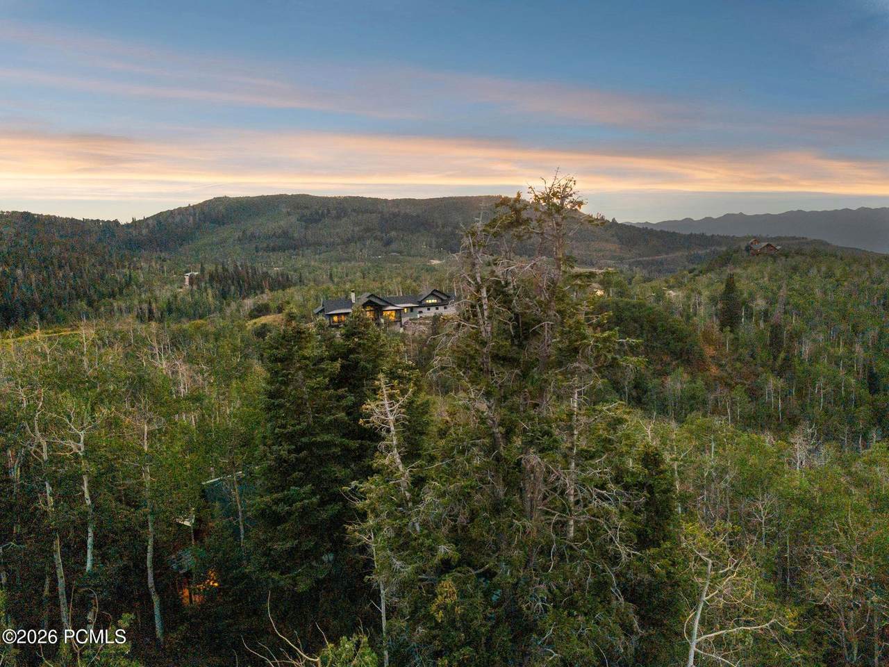 https://bt-photos.global.ssl.fastly.net/parkcity/1280_boomver_1_12601817-2.jpg