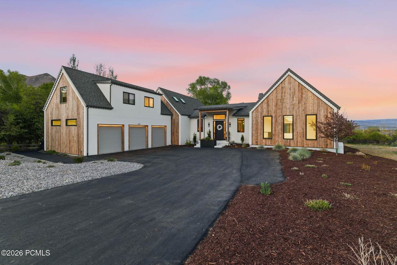 1212 Homestead Drive - Photo 1
