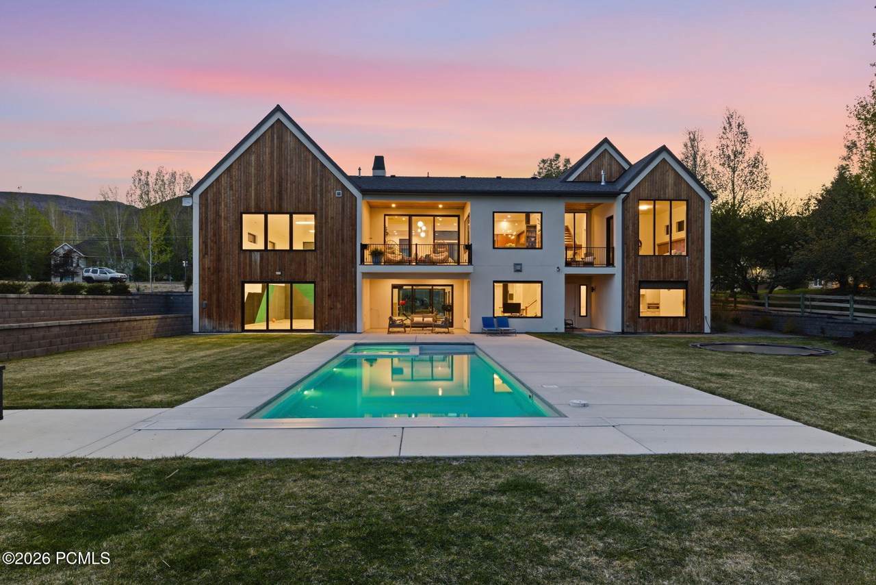 https://bt-photos.global.ssl.fastly.net/parkcity/1280_boomver_1_12601837-2.jpg