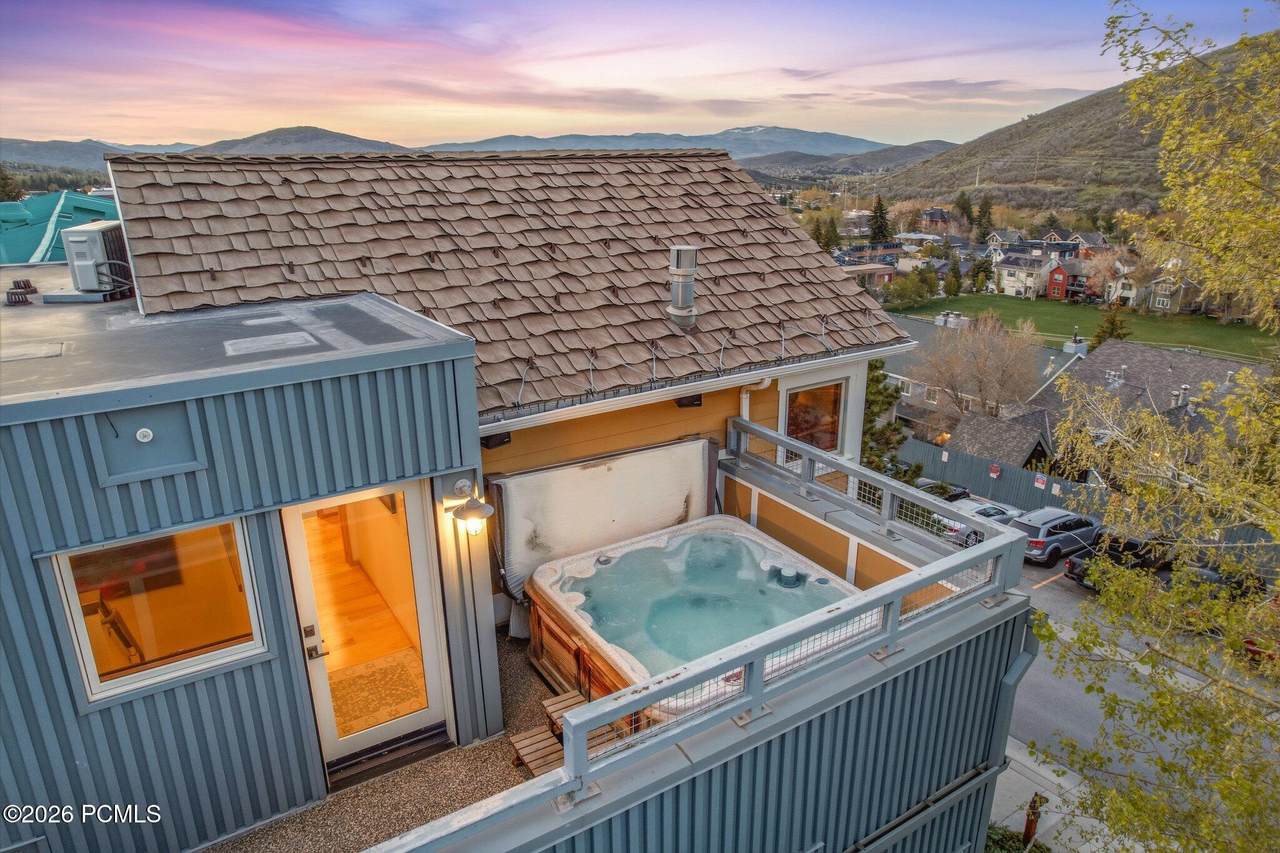 https://bt-photos.global.ssl.fastly.net/parkcity/1280_boomver_1_12601842-2.jpg