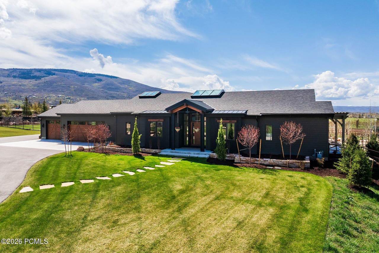https://bt-photos.global.ssl.fastly.net/parkcity/1280_boomver_1_12601850-2.jpg