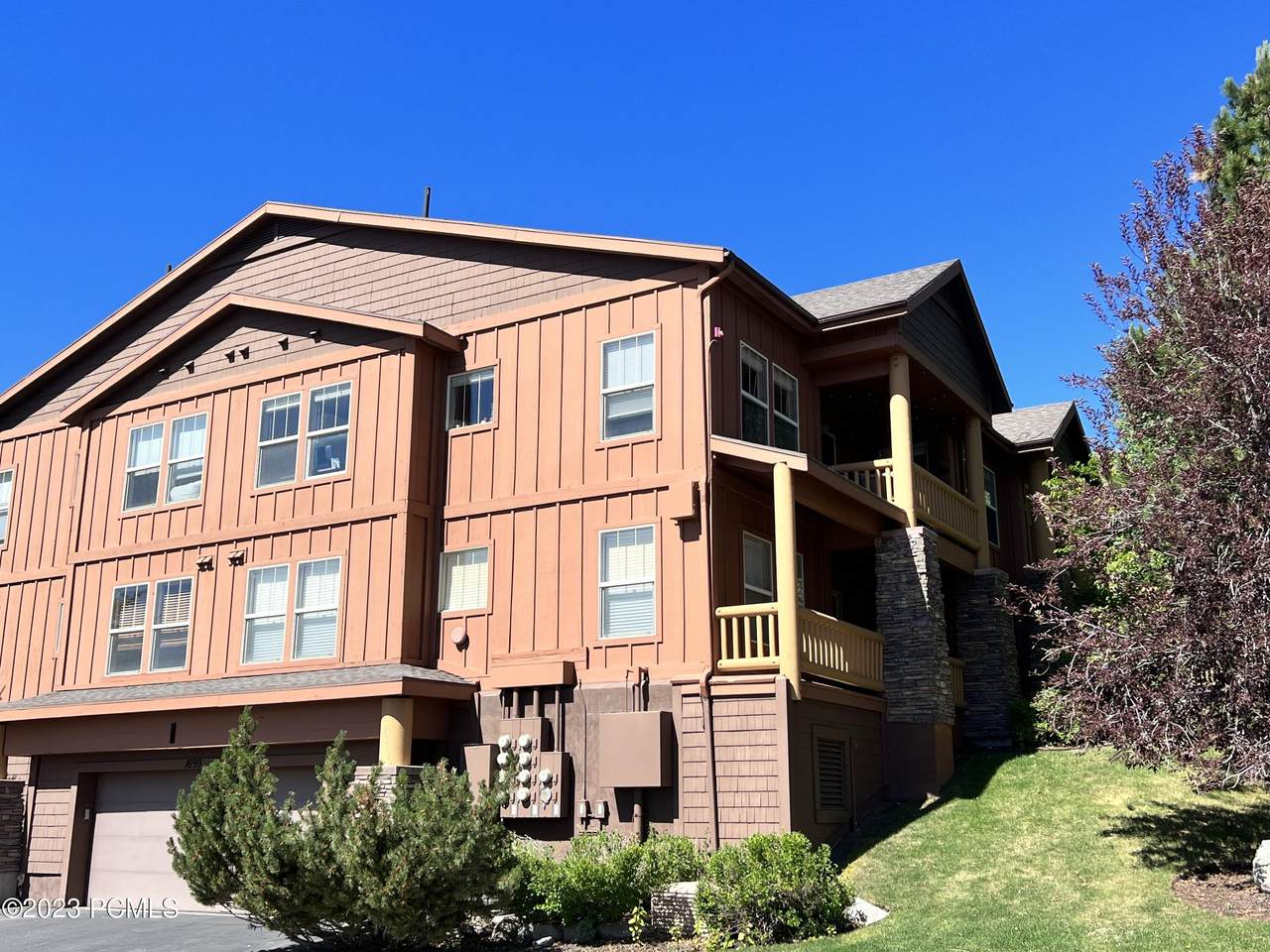 1699 Fox Bay Drive - Photo 1