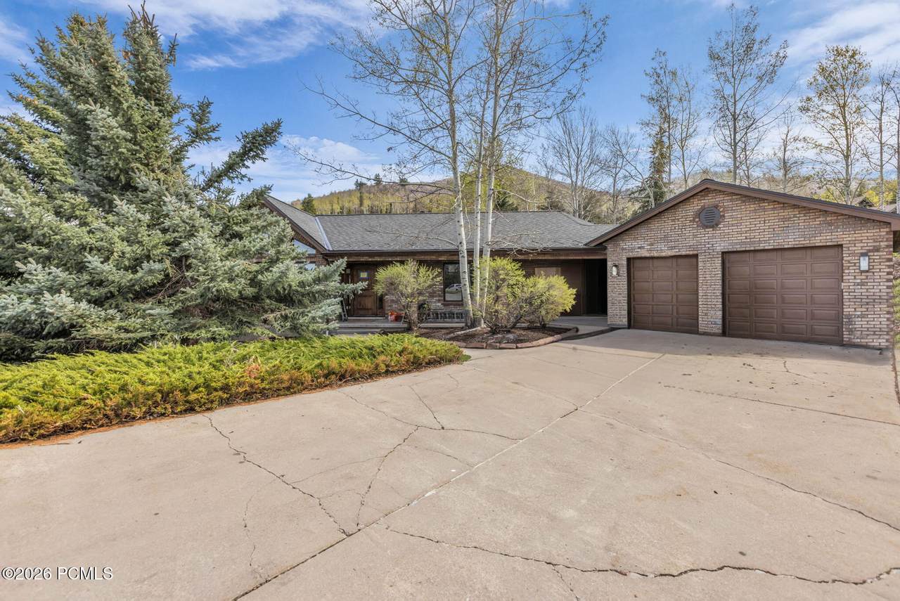 7346 Pinebrook Road - Photo 1