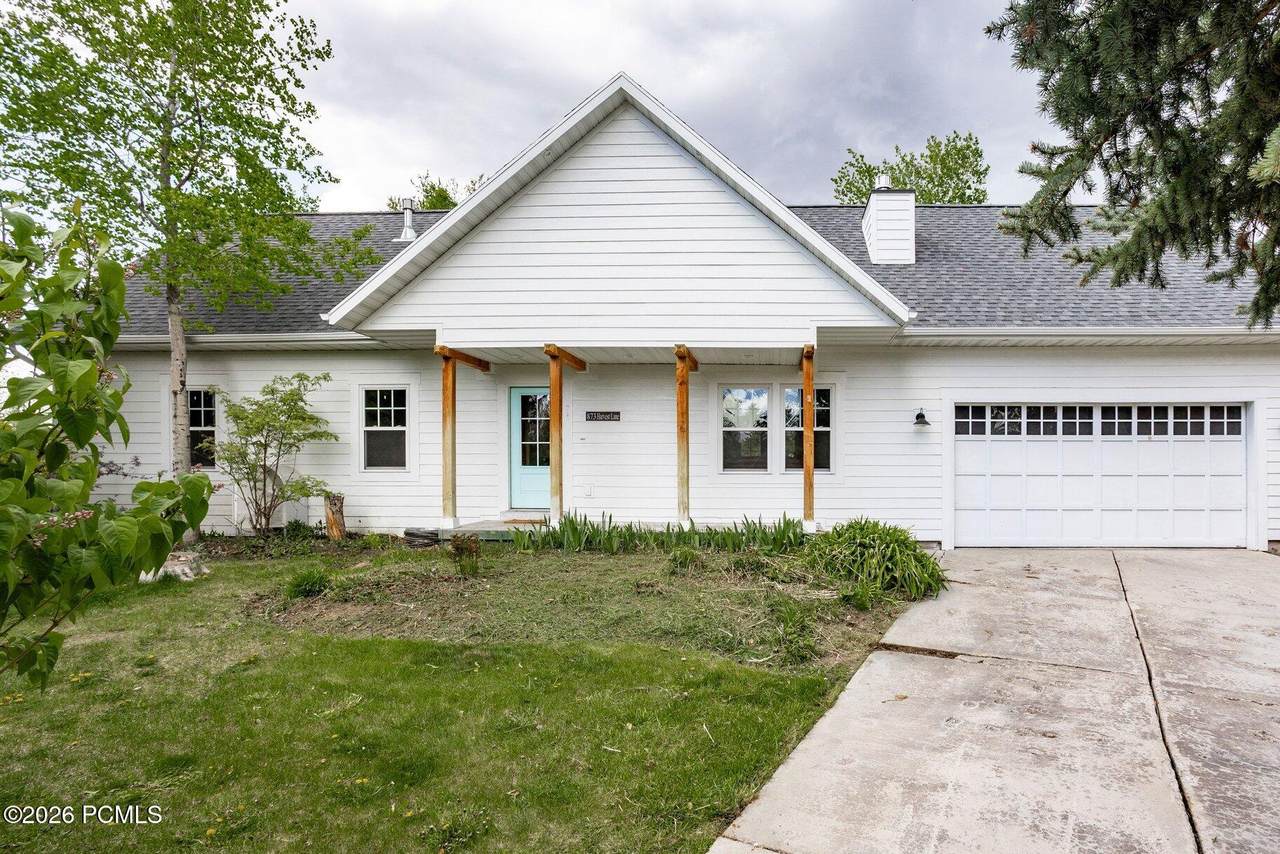 873 Harvest Lane - Photo 1