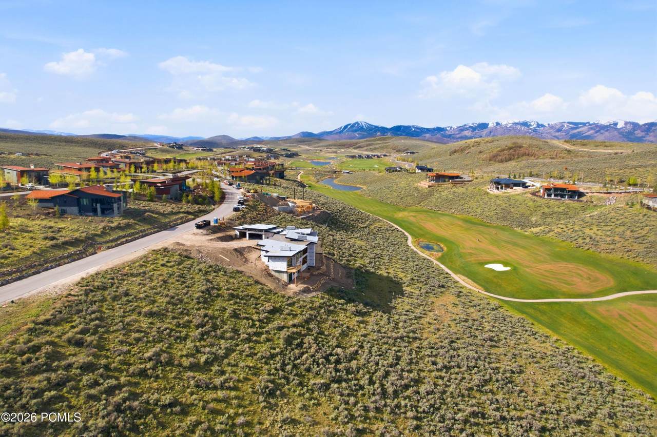 https://bt-photos.global.ssl.fastly.net/parkcity/1280_boomver_1_12601914-2.jpg