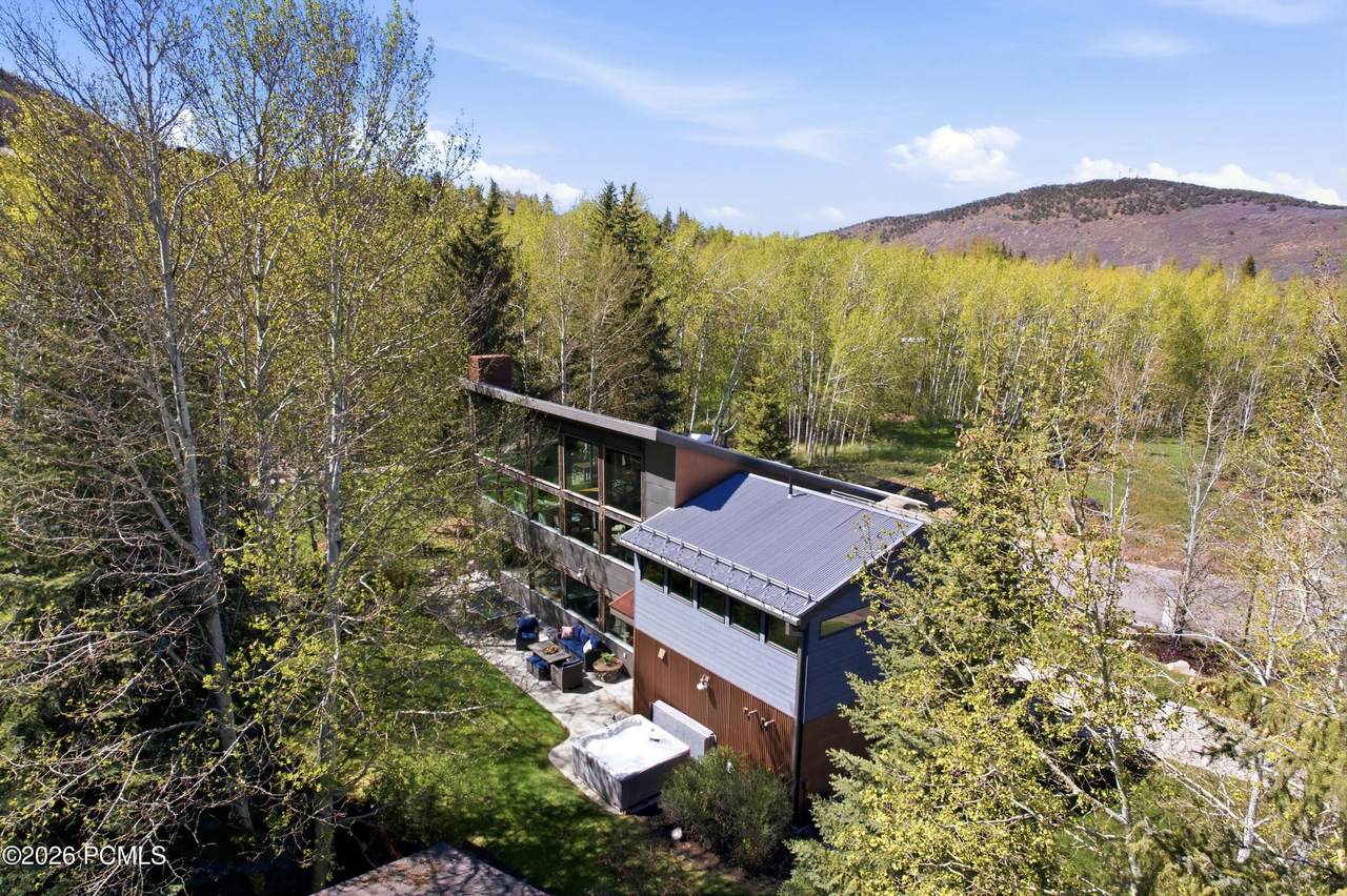 https://bt-photos.global.ssl.fastly.net/parkcity/1280_boomver_1_12601927-2.jpg