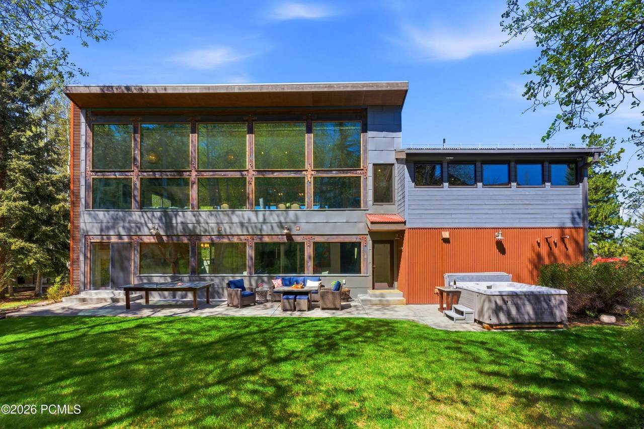 https://bt-photos.global.ssl.fastly.net/parkcity/1280_boomver_1_12601927-2.jpg