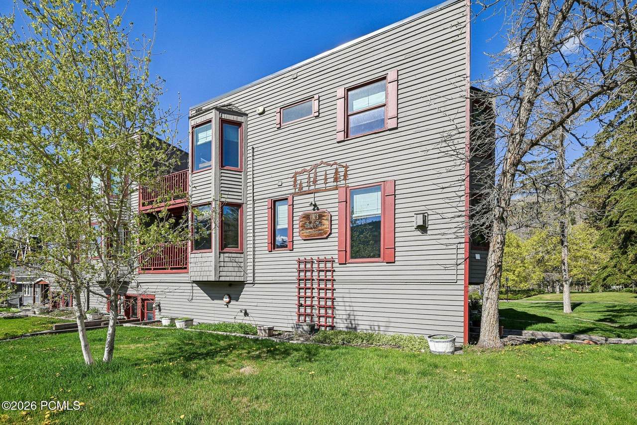 1378 Park Avenue - Photo 1