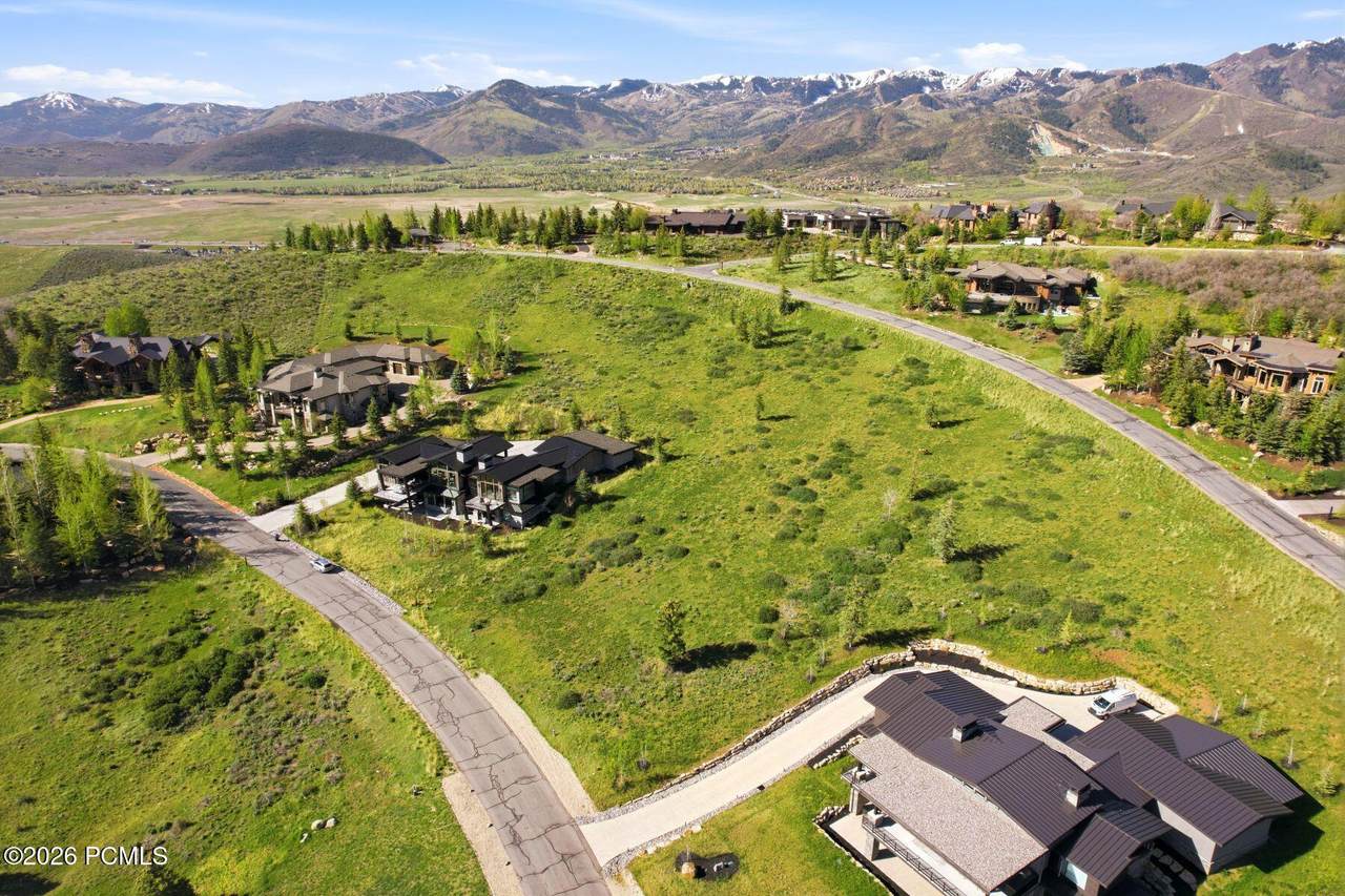 https://bt-photos.global.ssl.fastly.net/parkcity/1280_boomver_1_12601961-2.jpg