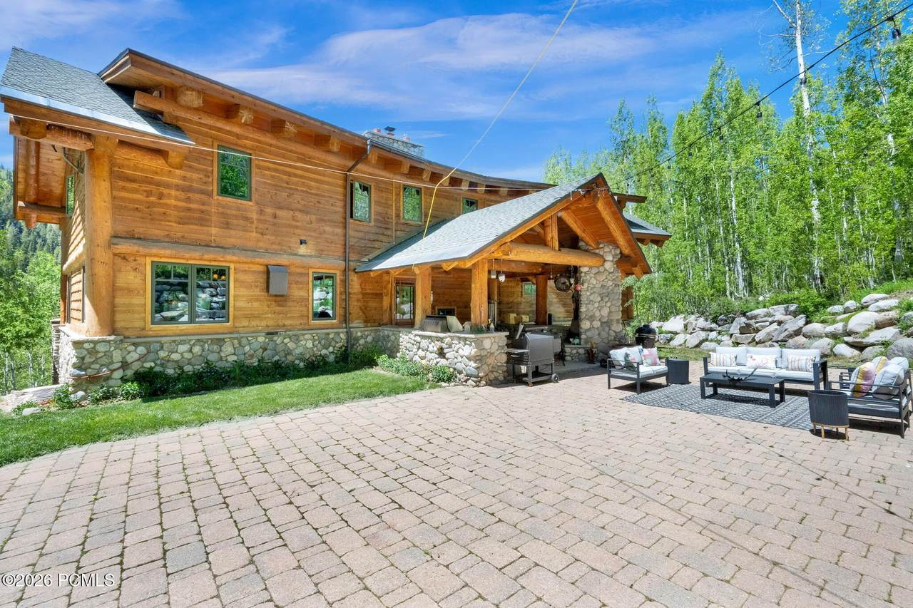 https://bt-photos.global.ssl.fastly.net/parkcity/1280_boomver_1_12602015-2.jpg