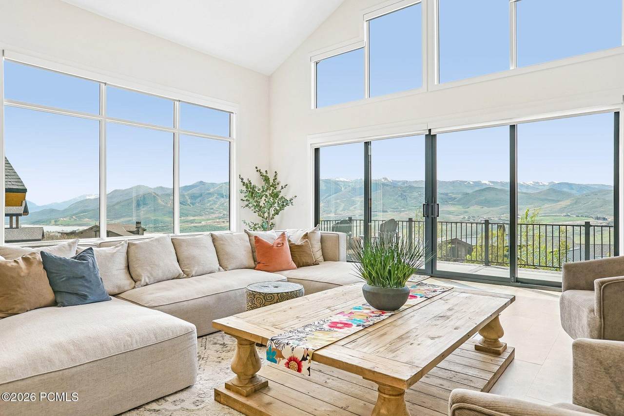 https://bt-photos.global.ssl.fastly.net/parkcity/1280_boomver_1_12602017-2.jpg