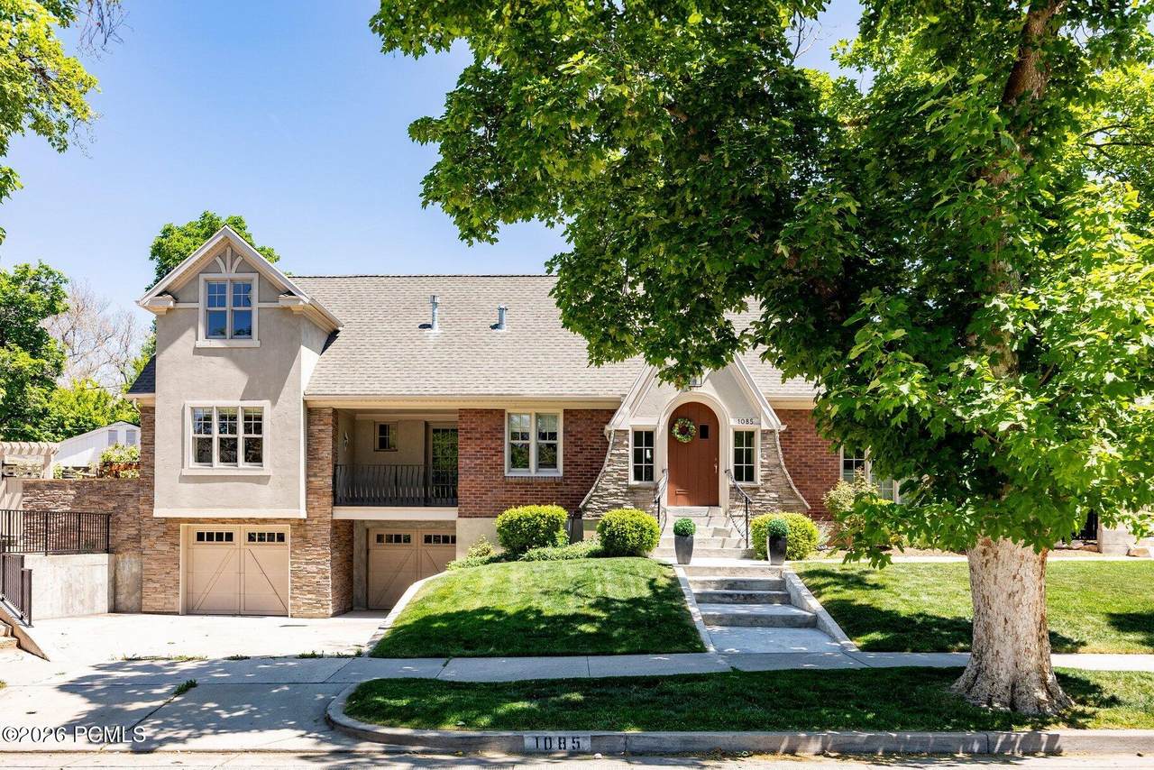 1085 Military Drive - Photo 1