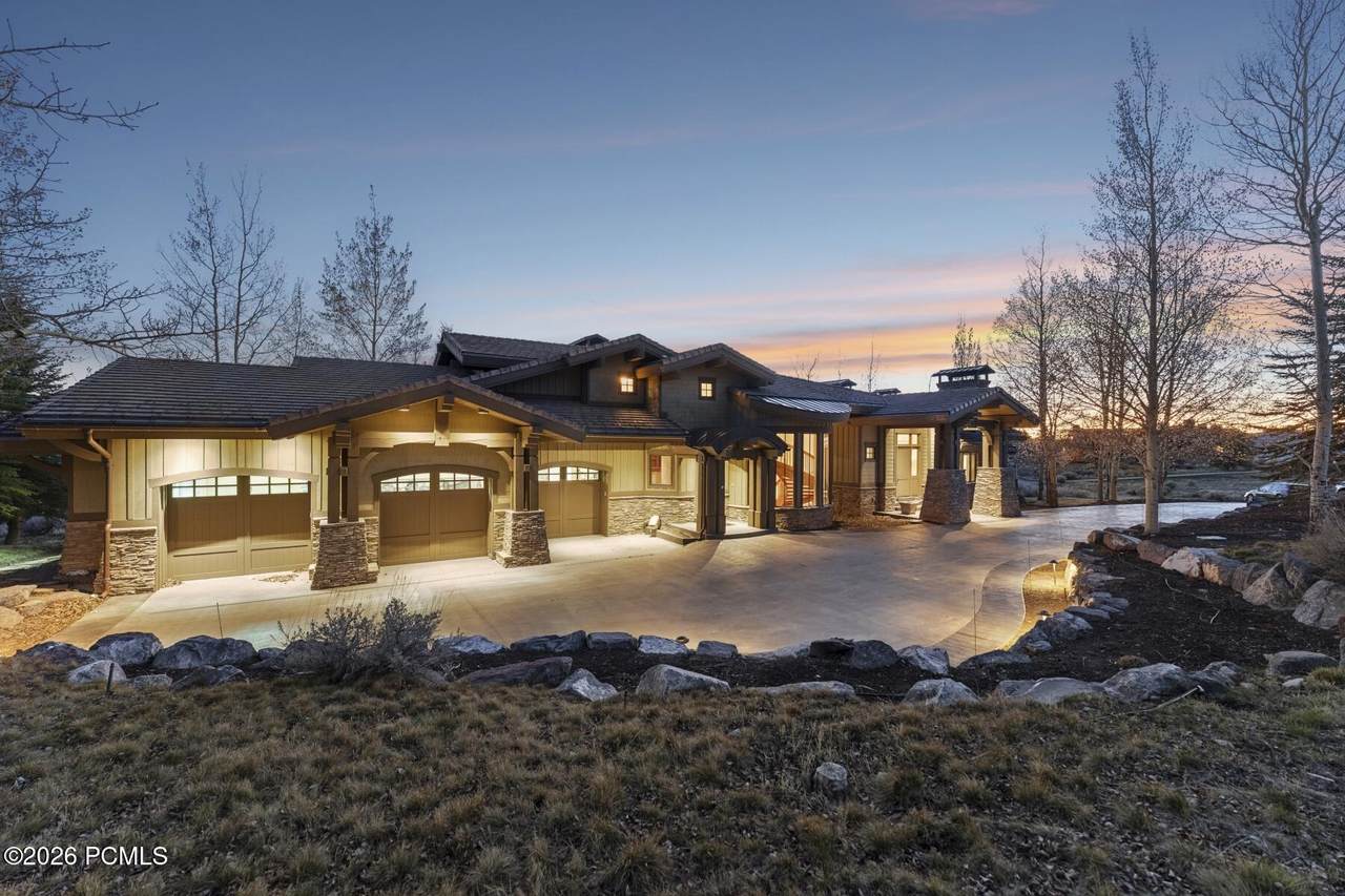3206 Saddleback Ridge Drive - Photo 1
