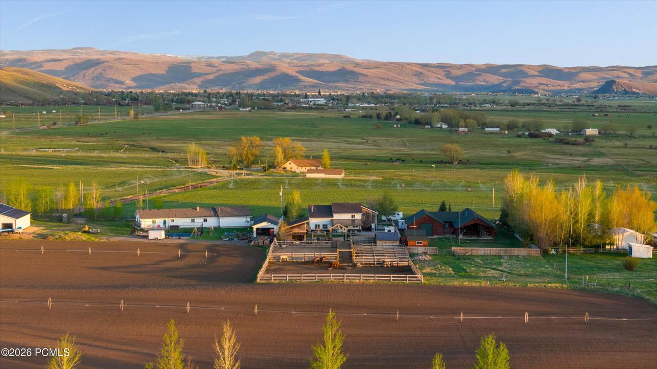 https://bt-photos.global.ssl.fastly.net/parkcity/1280_boomver_1_12602089-2.jpg